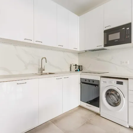 Charming - - Mobility Lease Appartement *